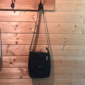 NWOT‼️ Baggalini  Adjustable Crossbody or Shoulder Bag
